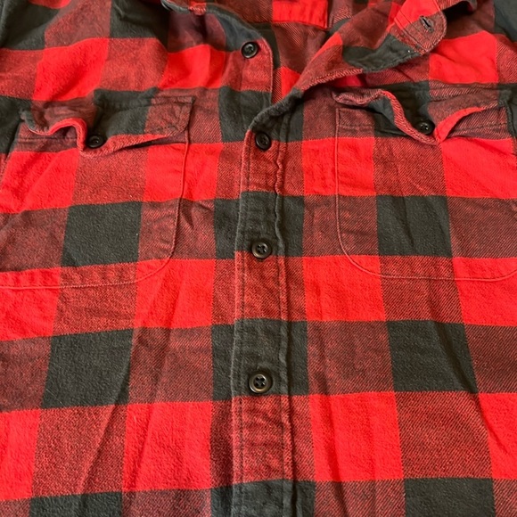 American Eagle Buffalo Check Plaid Flannel Button Down Size Medium - Picture 5 of 8